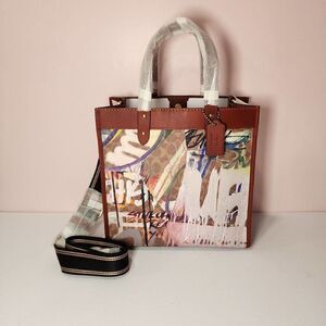 NWT CD719 Coach X Mint + Serf Field Tote In Signature Canvas Tan Rust Multi